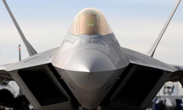 Τα F-22 των ΗΠΑ στη Λάρισα! Φωτογραφίες από την υποδοχή τους